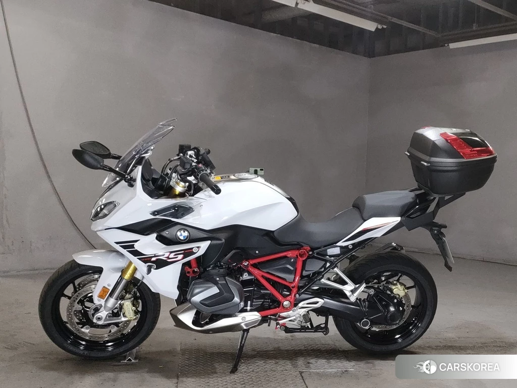 Проданный BMW R1250RS 2022 из Японии