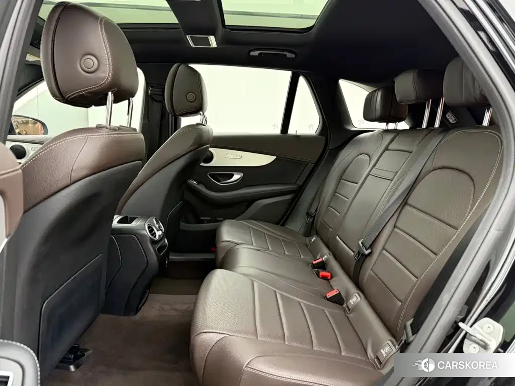 Mercedes-Benz GLC 2023 Черный из Китая, фото 3