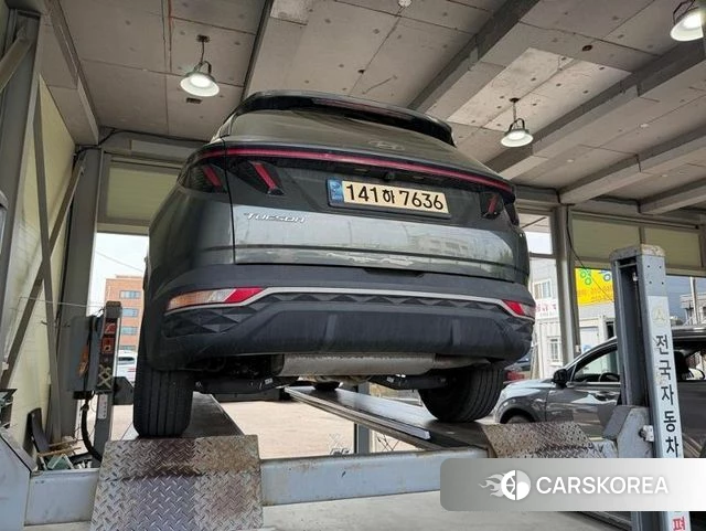 Hyundai Tucson Hybrid (NX4) 2022 Серебристо-серый из Кореи, фото 2