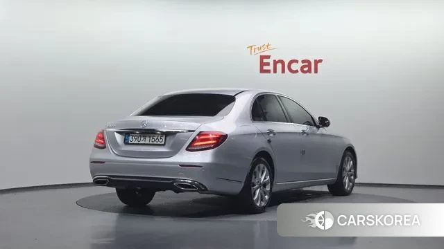 Mercedes-Benz E-Class W213 id 3568756 из Кореи 12