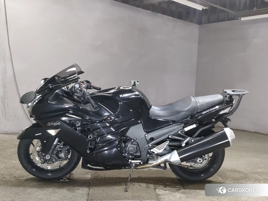 Проданный Kawasaki ZX-14R NINJA 2012 из Японии, фото 2