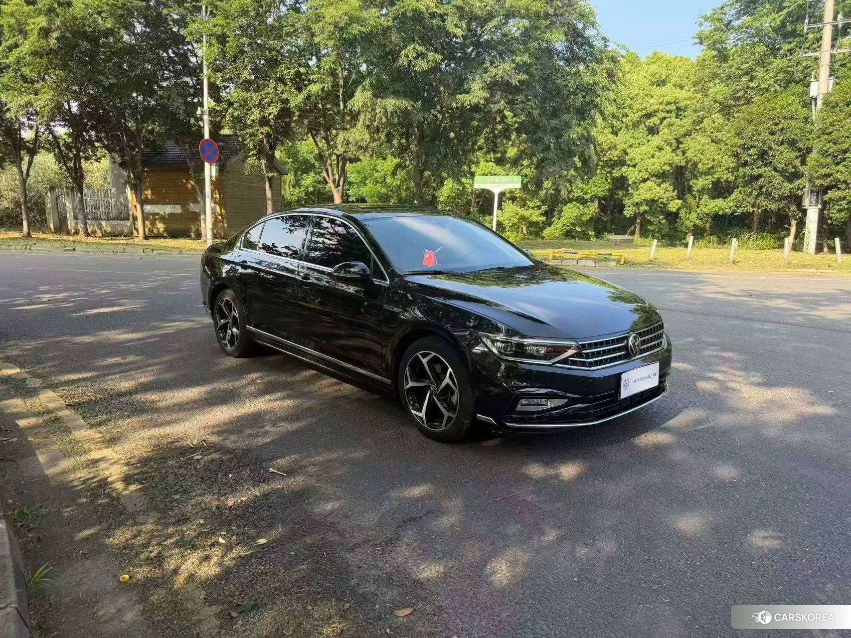Volkswagen Magotan 2022 Черный из Китая, фото 2