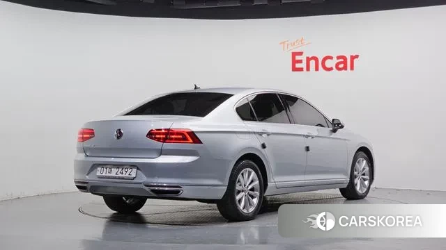 Volkswagen Passat GT (B8) id 3292454 из Кореи 12
