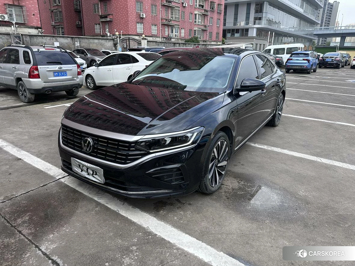 Volkswagen Passat 2022 Черный из Китая, фото 4