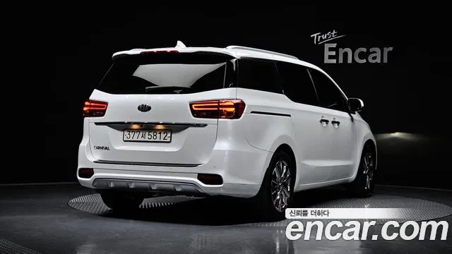 Kia The New Carnival id 2298807 из Кореи 12