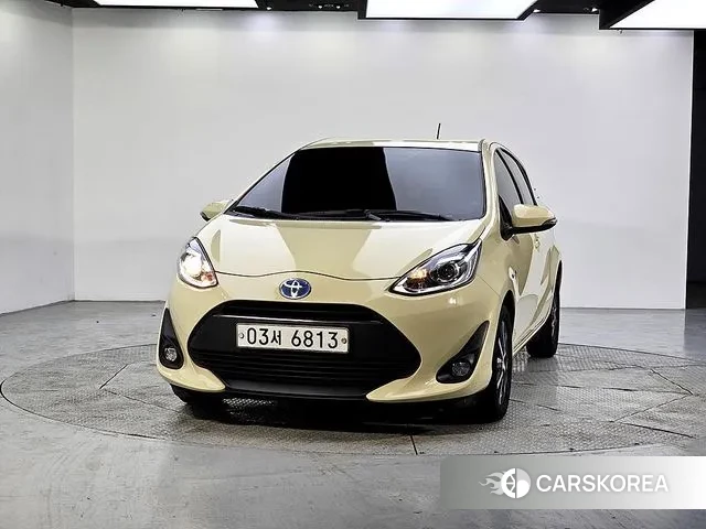 Toyota Prius C id 3499957 из Кореи 12