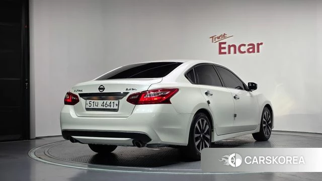 Nissan Altima id 4652189 из Кореи 12