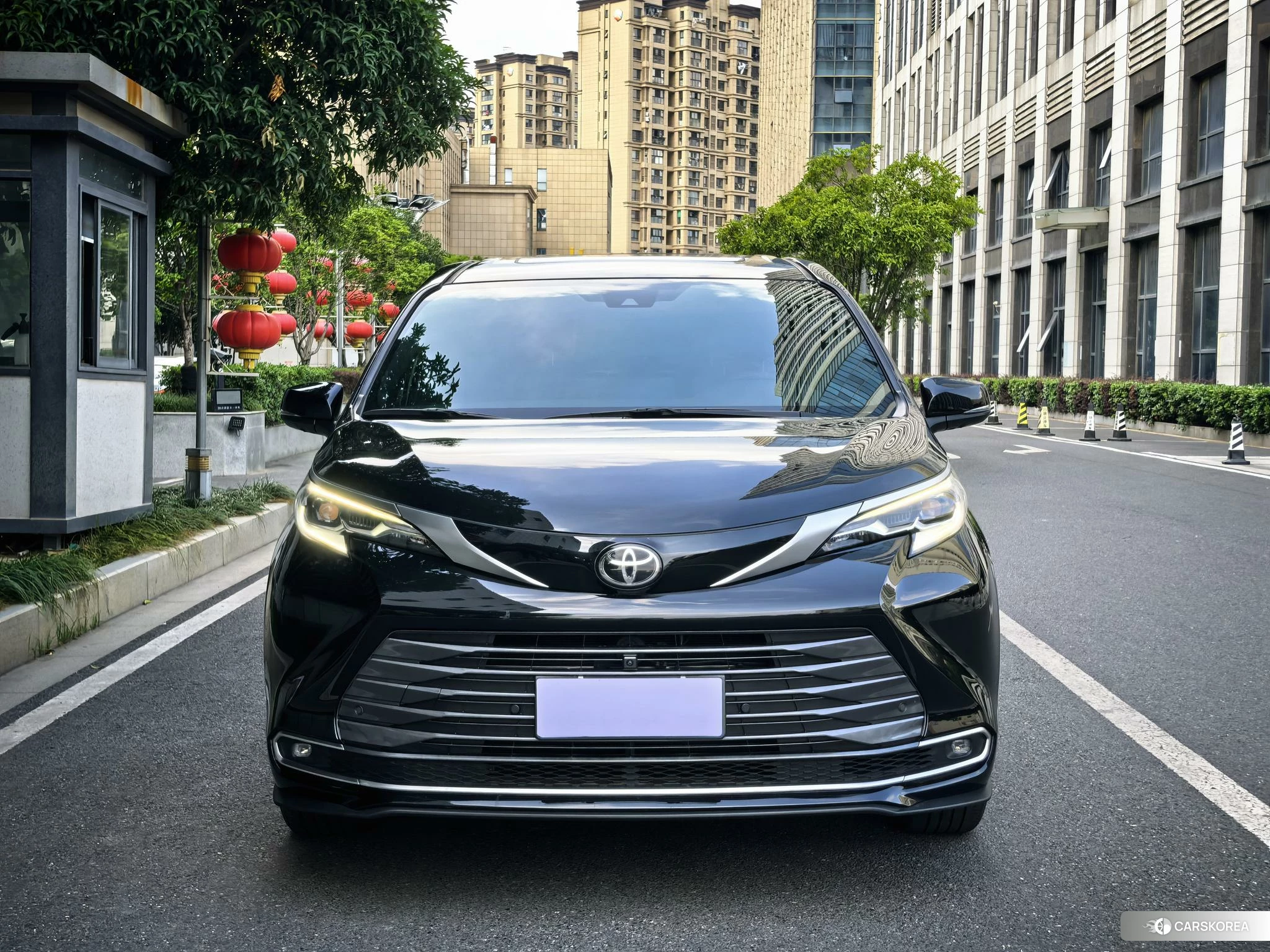 Toyota Sienna id 4461952 из Китая 12