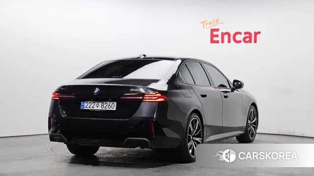 BMW 5 Series (G60) id 3614420 из Кореи 12