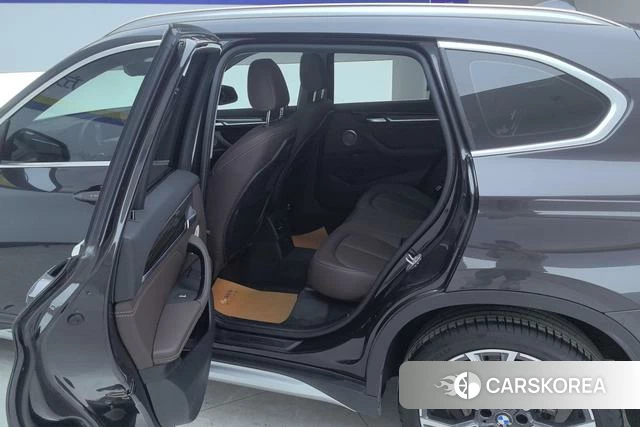 BMW X1 id 4258391 из Китая 9