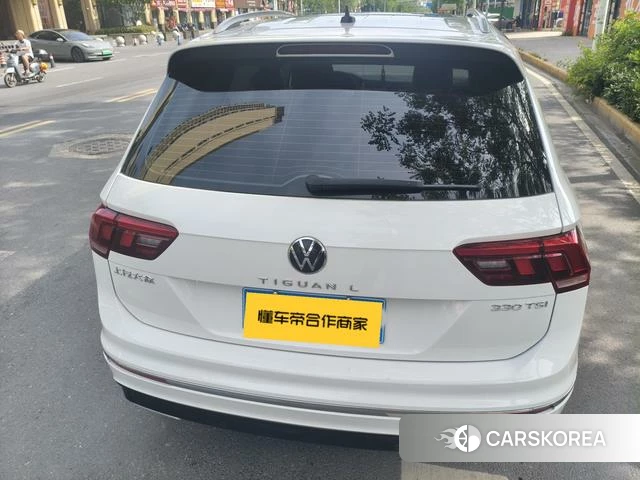 Volkswagen Tiguan L 2021 Белый из Китая, фото 2