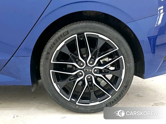 Kia K5 id 4207407 из Китая 12