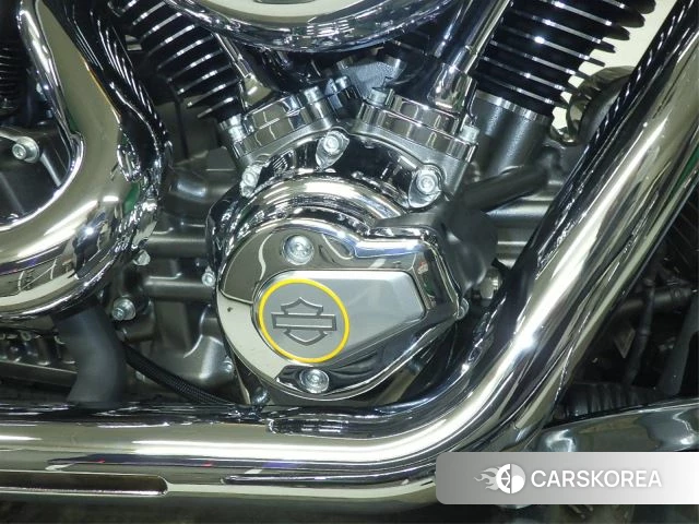 Engine photo