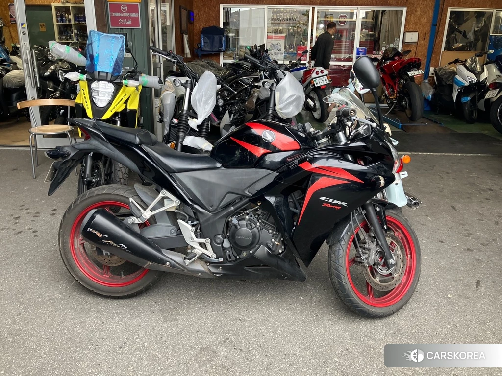 Проданный Honda CBR250R ABS 2011 из Японии, фото 2