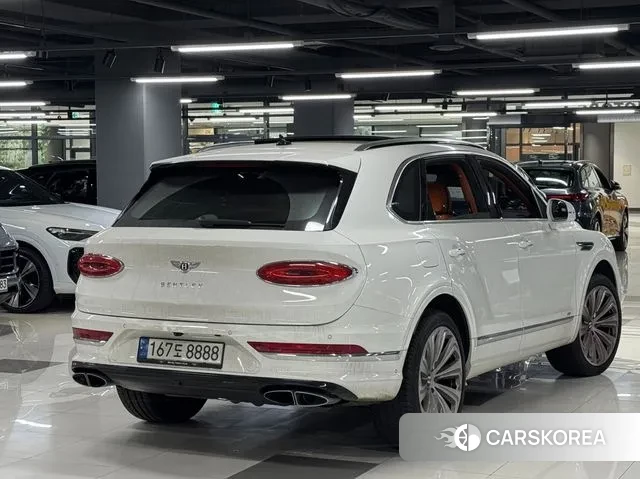 Bentley Bentayga 2021 Белый из Кореи, фото 6