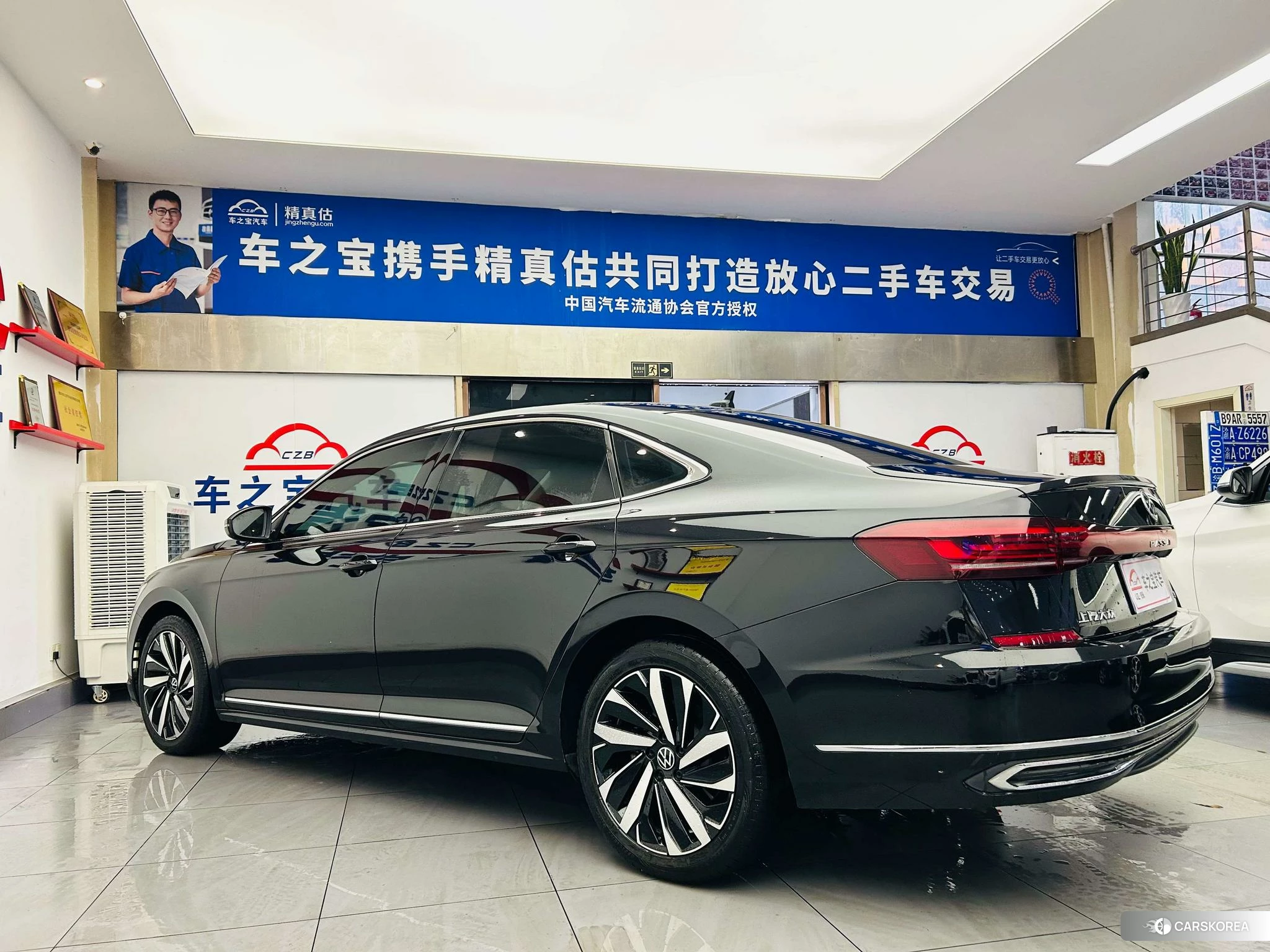 Volkswagen Passat id 4426598 из Китая 12