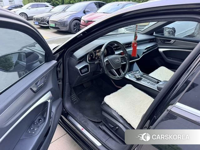 Audi A6L id 4328973 из Китая 12
