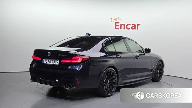 BMW 5 Series (G30) id 3871777 из Кореи 12