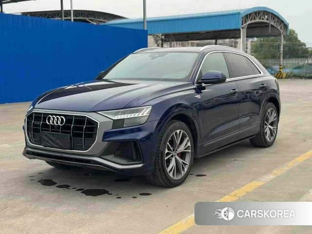 Audi Q8 2020 Синий из Китая, фото 2