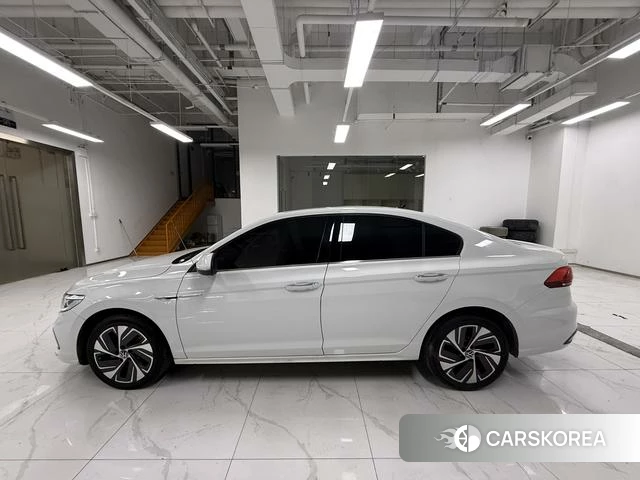 Volkswagen Bora id 4276673 из Китая 11