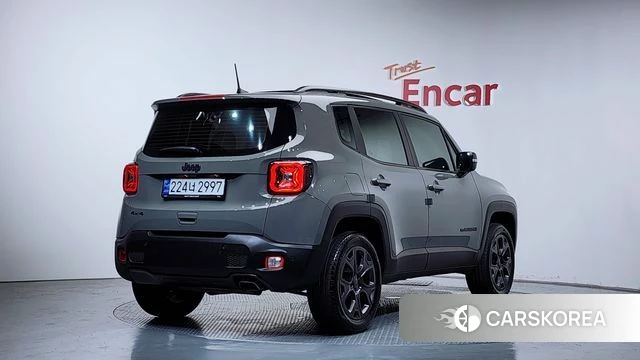 Jeep Renegade id 4376560 из Кореи 12