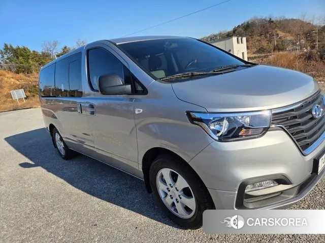 Hyundai The New Grand Starex 2020 Серебристо-серый из Кореи, фото 4