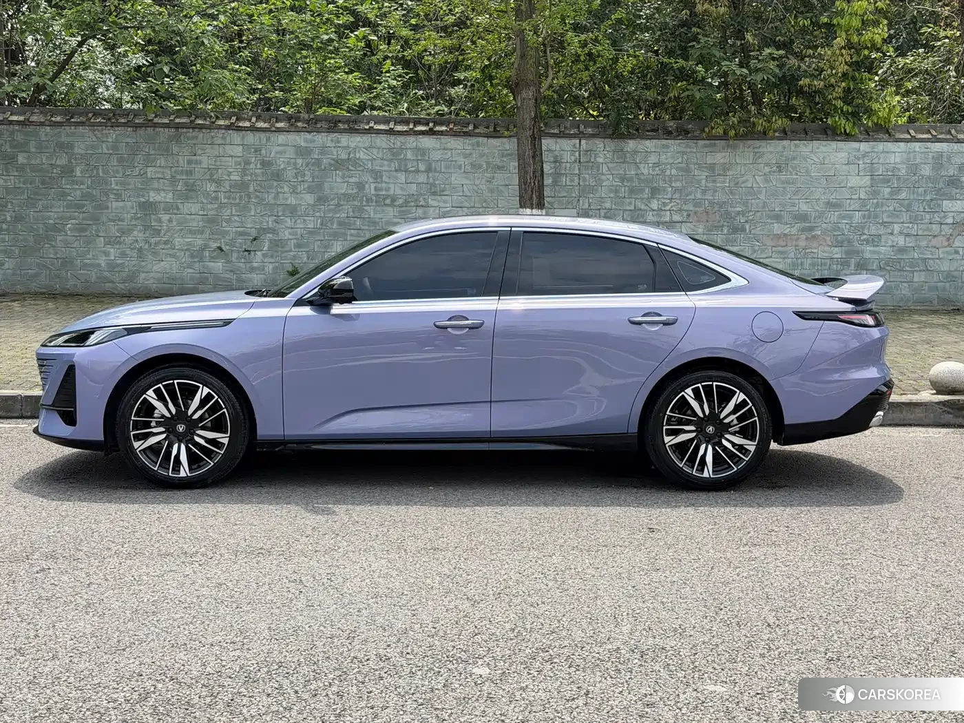 Chang'an Yidong 2026 Red/purple из Китая, фото 2