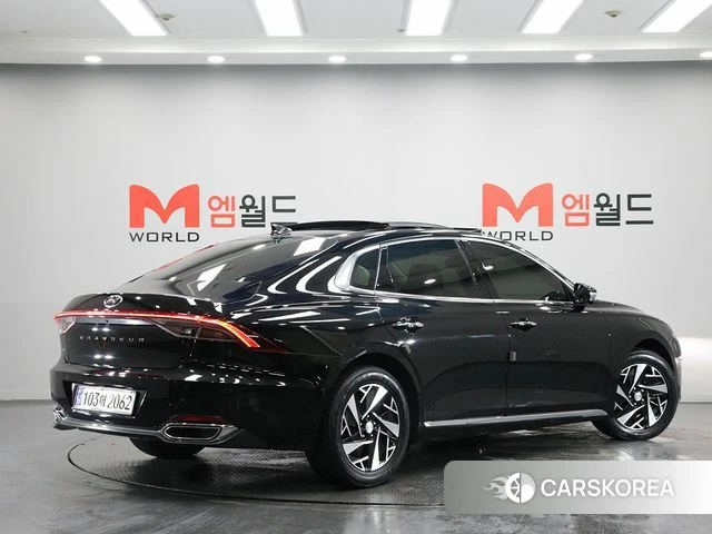 Hyundai The New Grandeur IG Hybrid id 4382364 из Кореи 12