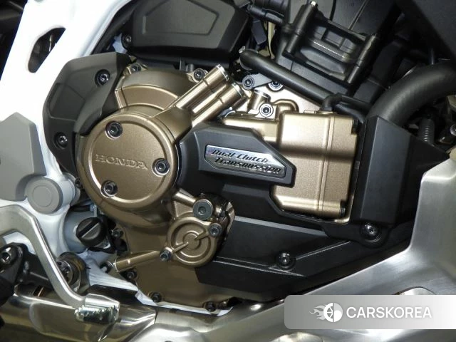Engine photo