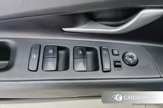 Hyundai Elantra id 4255709 из Китая 12