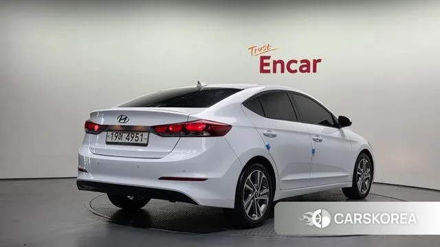 Hyundai Avante AD id 3789596 из Кореи 12