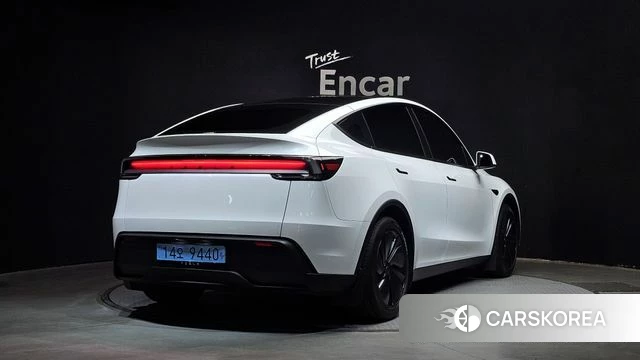 Tesla Model Y id 3896504 из Кореи 12