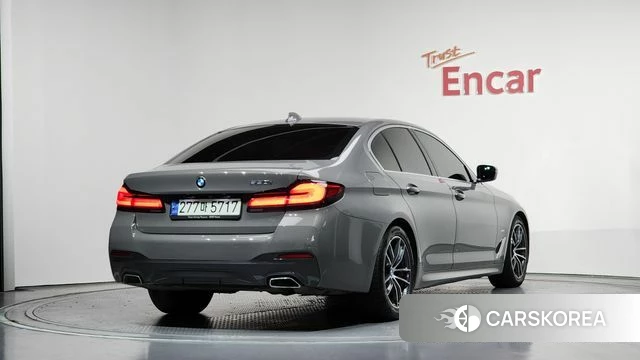 BMW 5 Series (G30) id 3843374 из Кореи 12