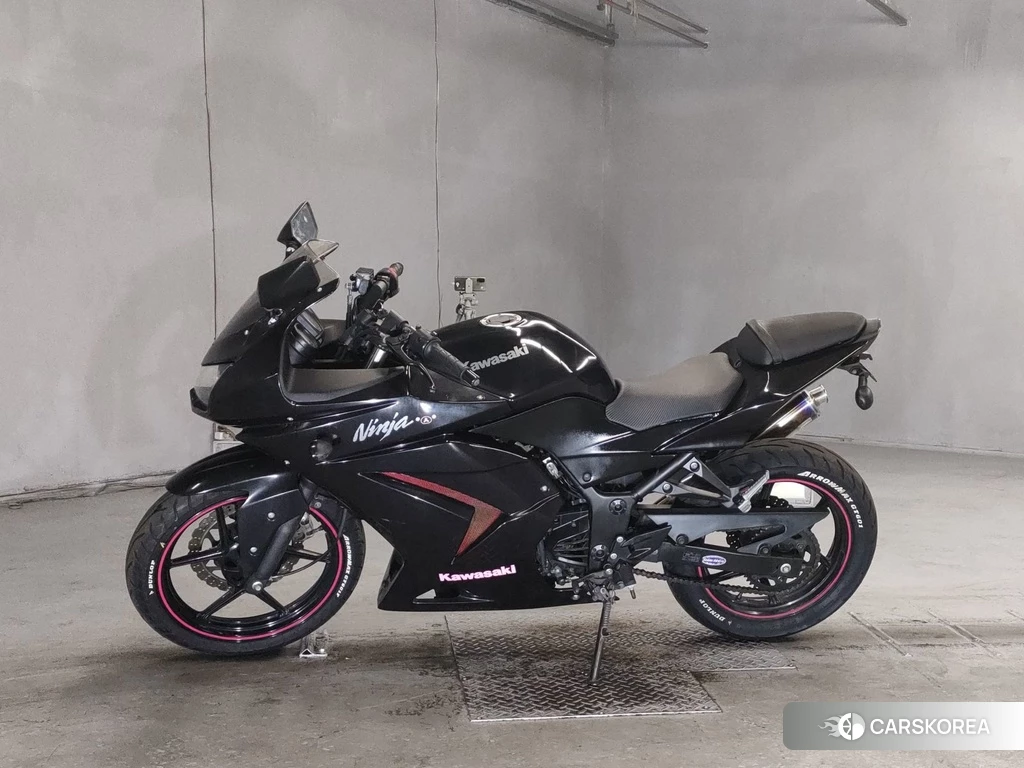 Проданный Kawasaki NINJA 250R id 4139829 из Японии, фото 2