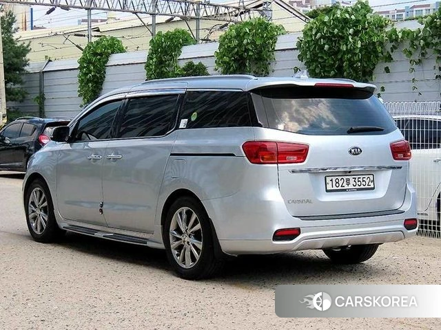 Kia The New Carnival id 4684005 из Кореи 11