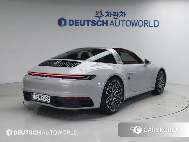 Porsche 911(992) id 4630241 из Кореи 12