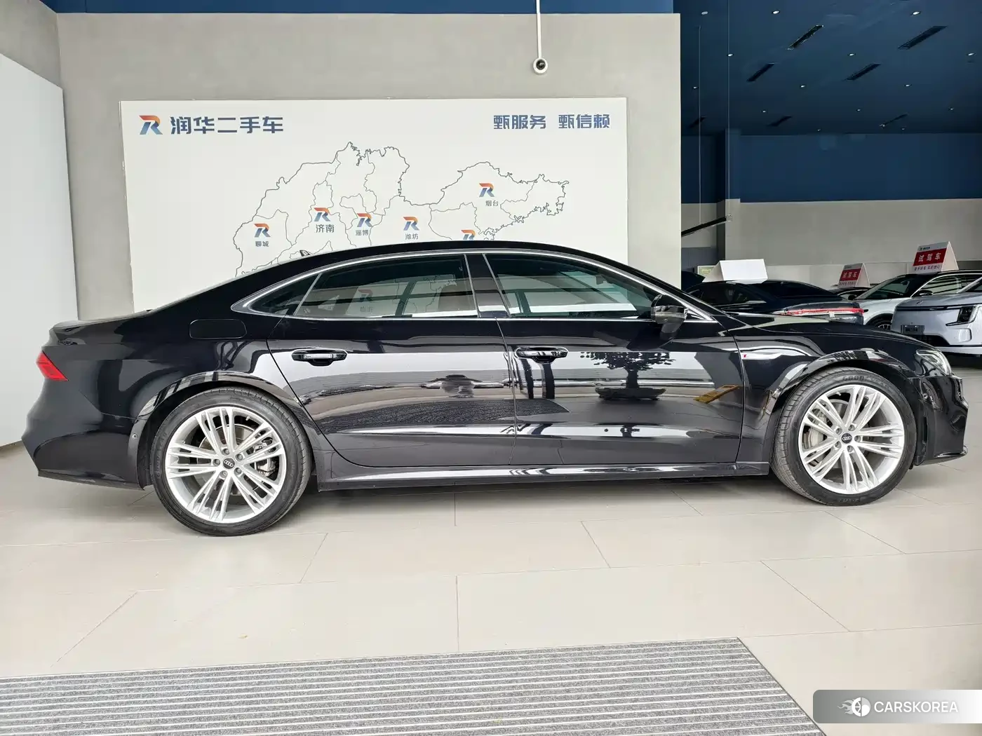Audi A7L id 4547253 из Китая 8