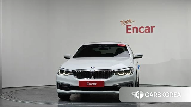 BMW 5 Series (G30) id 3820837 из Кореи 12