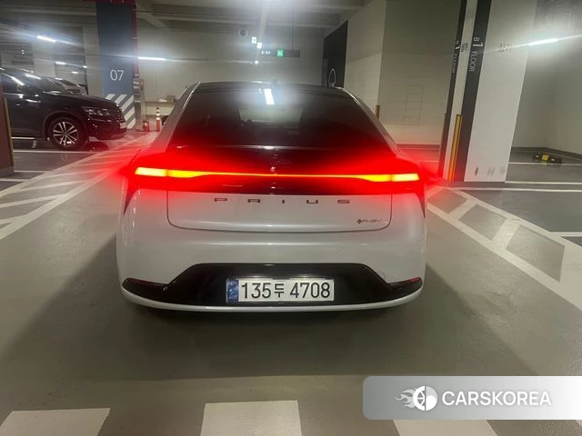 Toyota Prius 5th Generation 2024 Белый из Кореи, фото 2