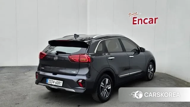 Kia The New Niro id 3747633 из Кореи 12