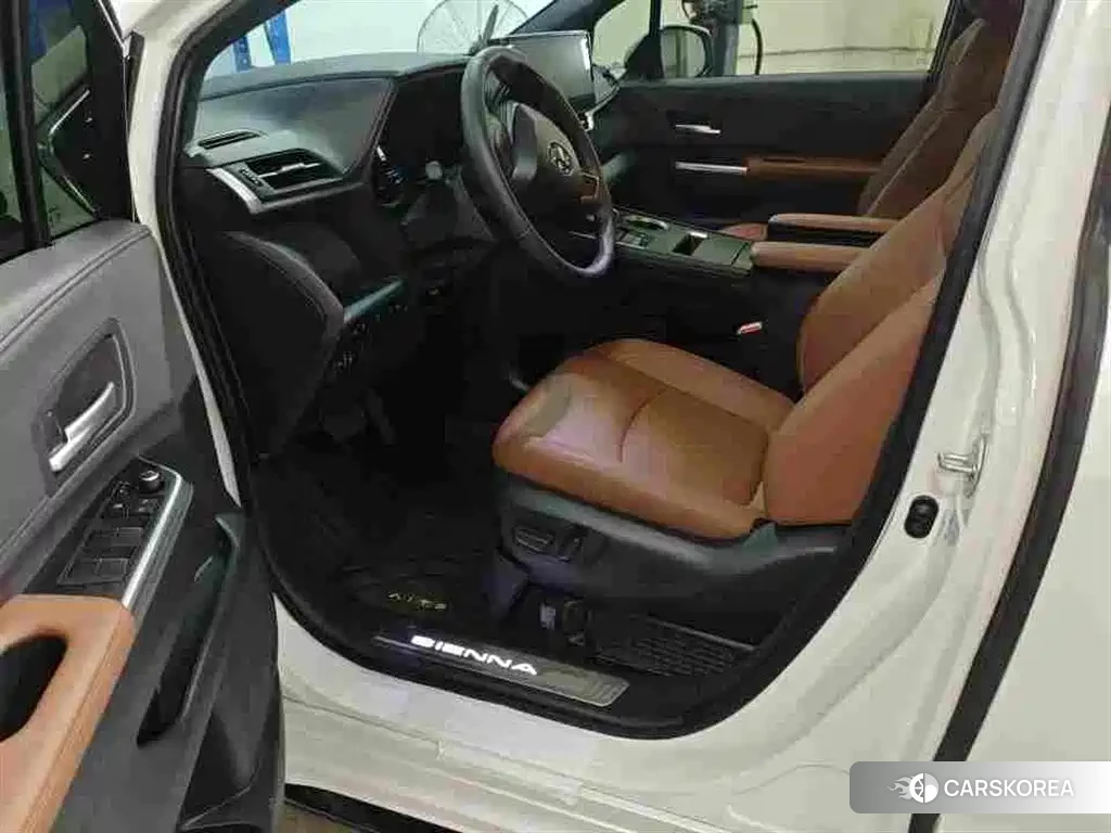 Toyota Sienna 2025 Белый из Китая, фото 2