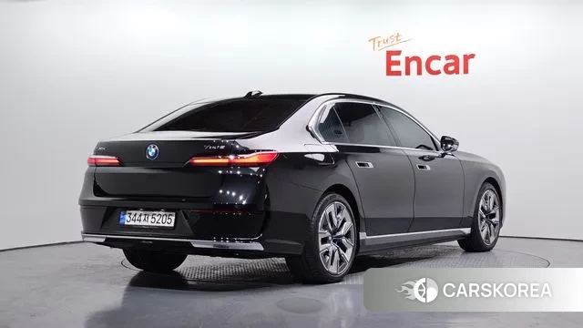 BMW 7 Series (G70) id 3776307 из Кореи 12