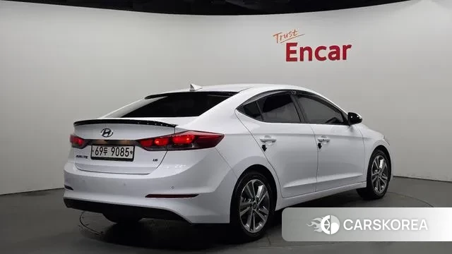 Hyundai Avante AD id 3249355 из Кореи 12