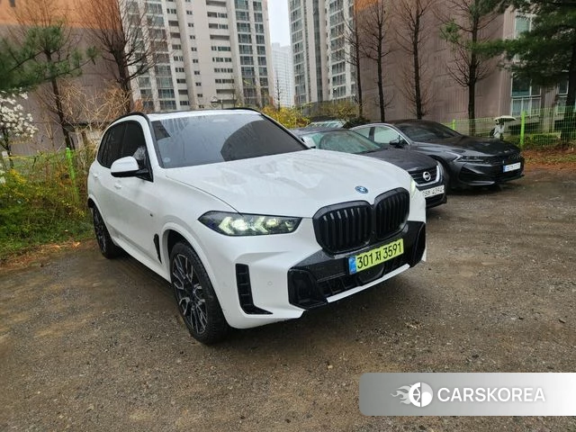 BMW X5 (G05) 2025 Белый из Кореи, фото 2