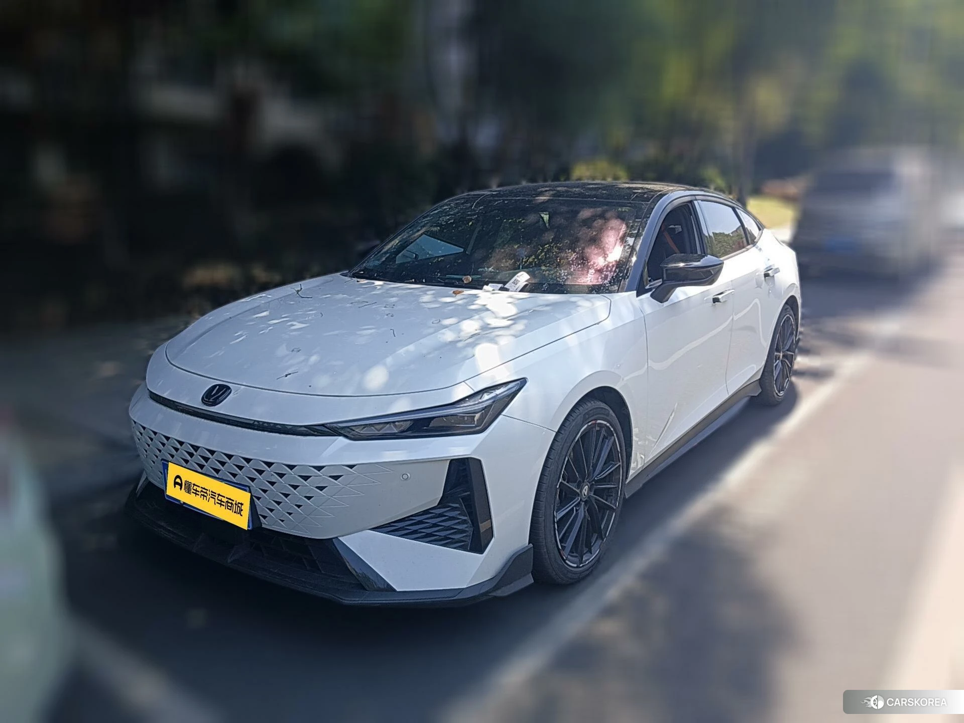 Chang'an UNI-V id 4440330 из Китая 12