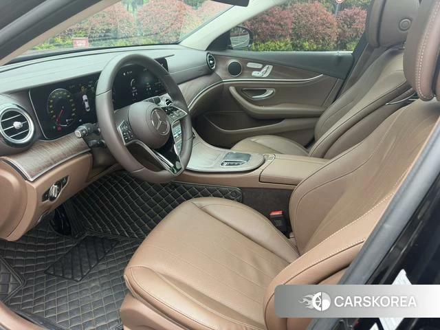 Mercedes-Benz E-class id 4264953 из Китая 12