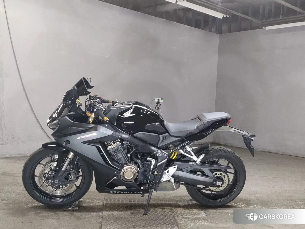 Проданный Honda CBR650R 2021 из Японии, фото 2
