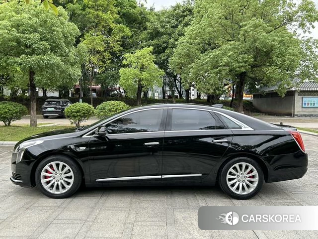 Cadillac XTS id 3882563 из Китая 10