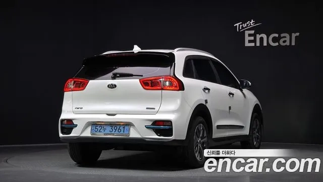 Kia Niro EV id 2946079 из Кореи 12