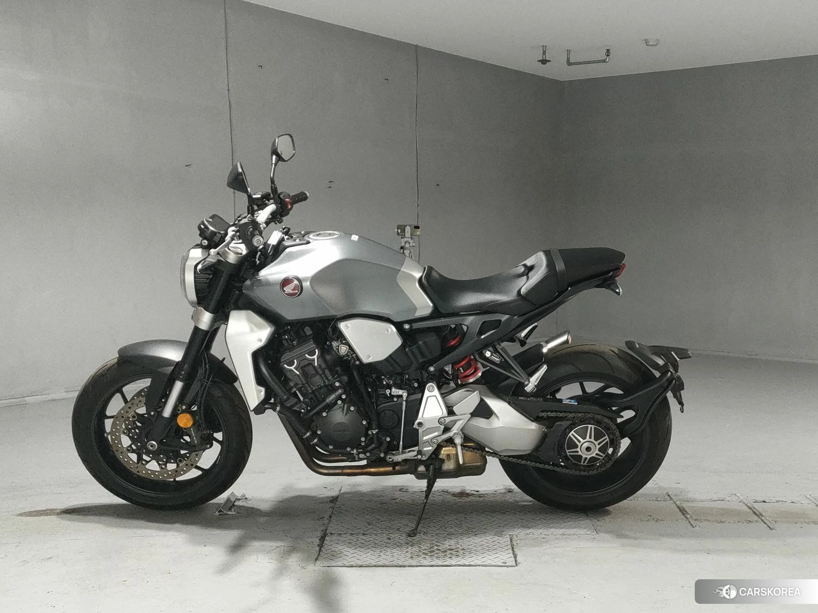 Проданный Honda CB1000R 2020 из Японии, фото 2
